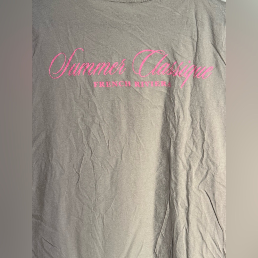 Universal Thread Gray Tee with Pink Script - Picture 4 of 5